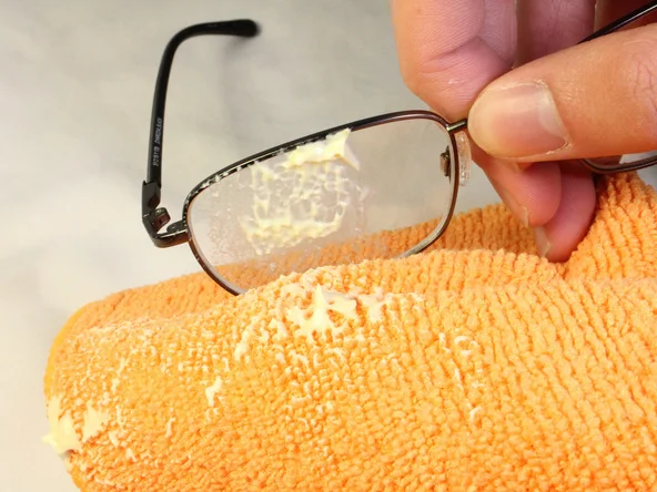 How to Remove Scratches from Glasses: A Complete Guide 4 3. Car Cleaner Wax Method
