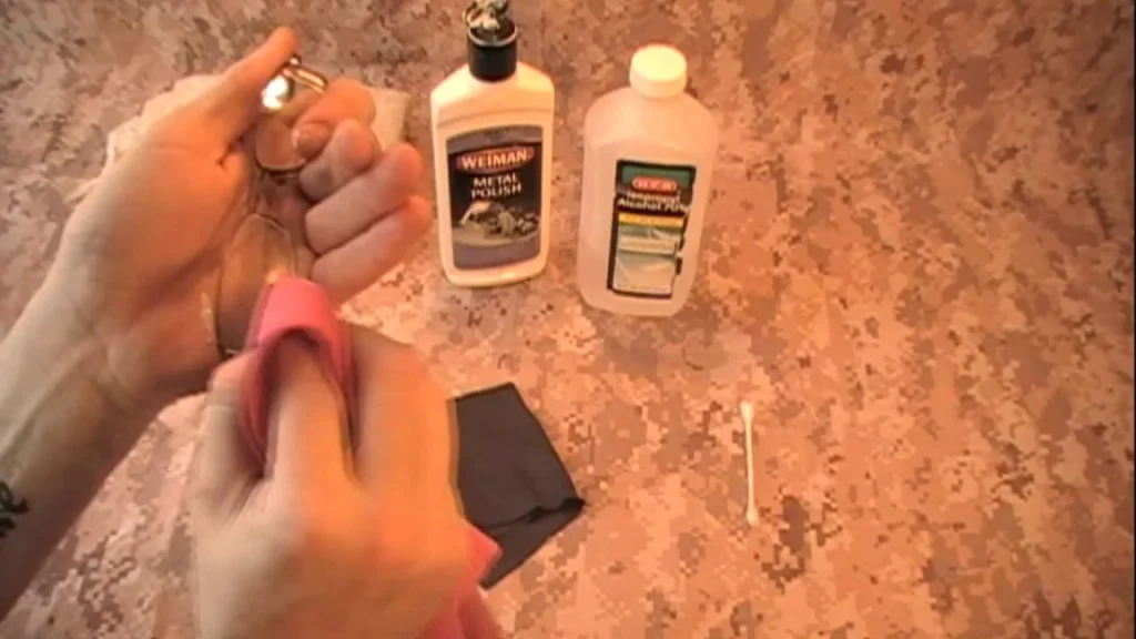 How to Remove Scratches from Glasses: A Complete Guide 7 6. Furniture Spray or Nail Polish