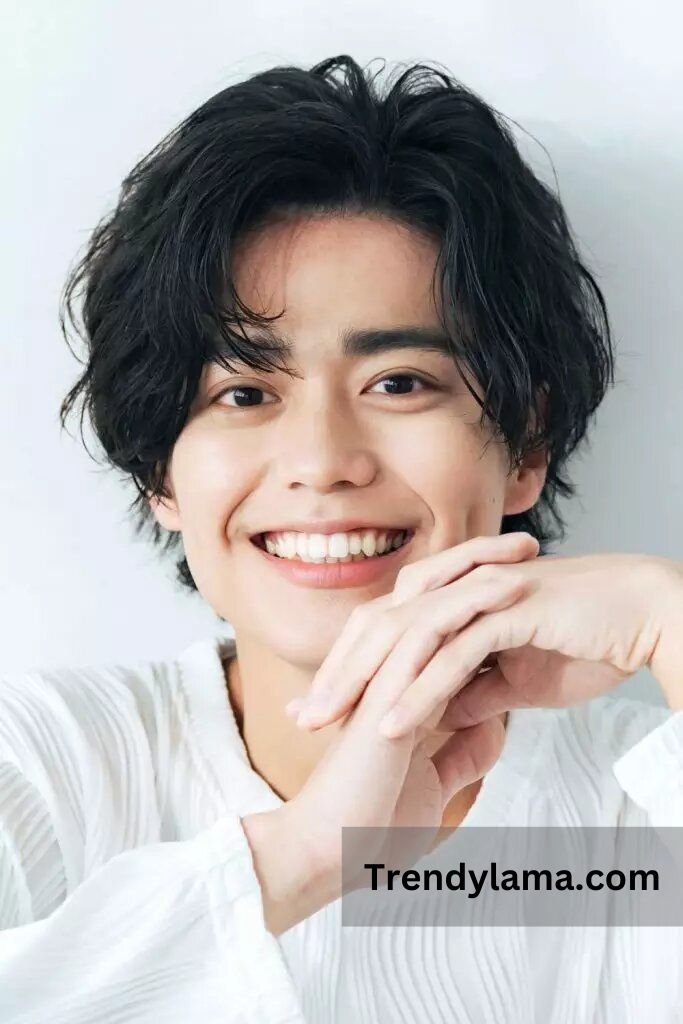 Top 10 Two-Block Haircut Styles You Should Try (and How to Rock Them) 8 Two-block haircut with a Middle Part