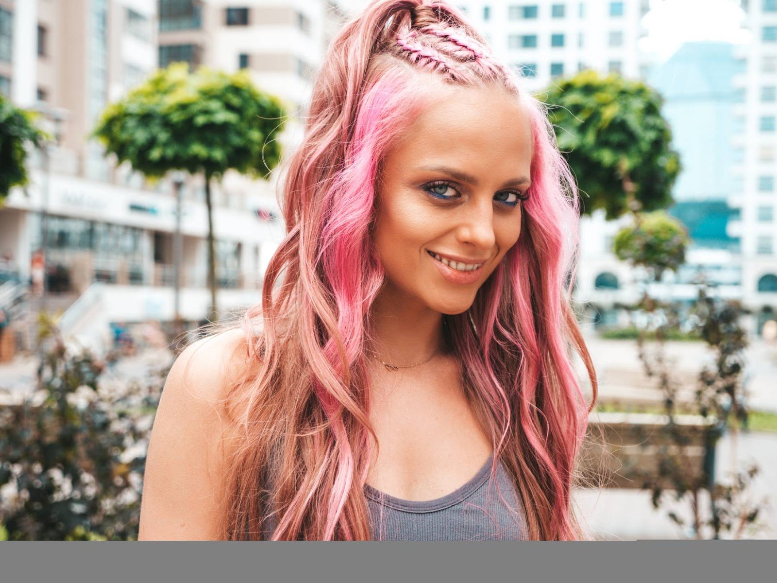 17 Summer Hair Colour Ideas for Blondes 14 AD 4nXc8RdrlX6Nj6fVHR5l6VJa57IWFokVRyIMbrG14kuUKLO Qrm2nGmwrV0SdkndItSSMoa hOPcLtLu9NXkKbCW9cHPSluqFN68KY4UuttXwXC1u8m2mjLgr1PEbhbMNvykfB8LjFw