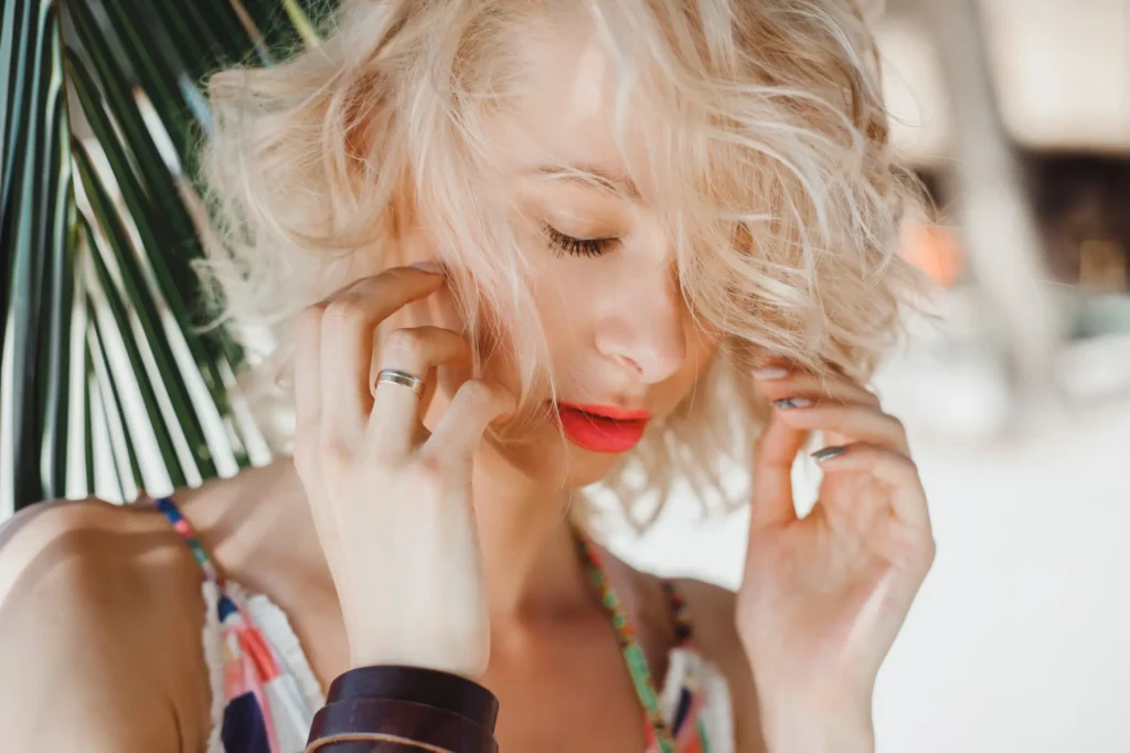 Balayage Curls in Blond