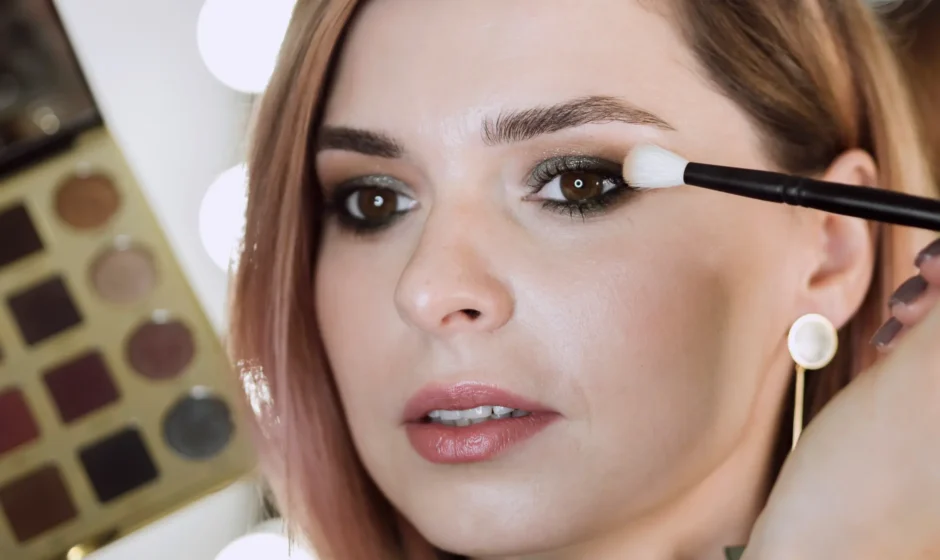 Smokey Eye Tutorial: How to Achieve That Perfect Smudge