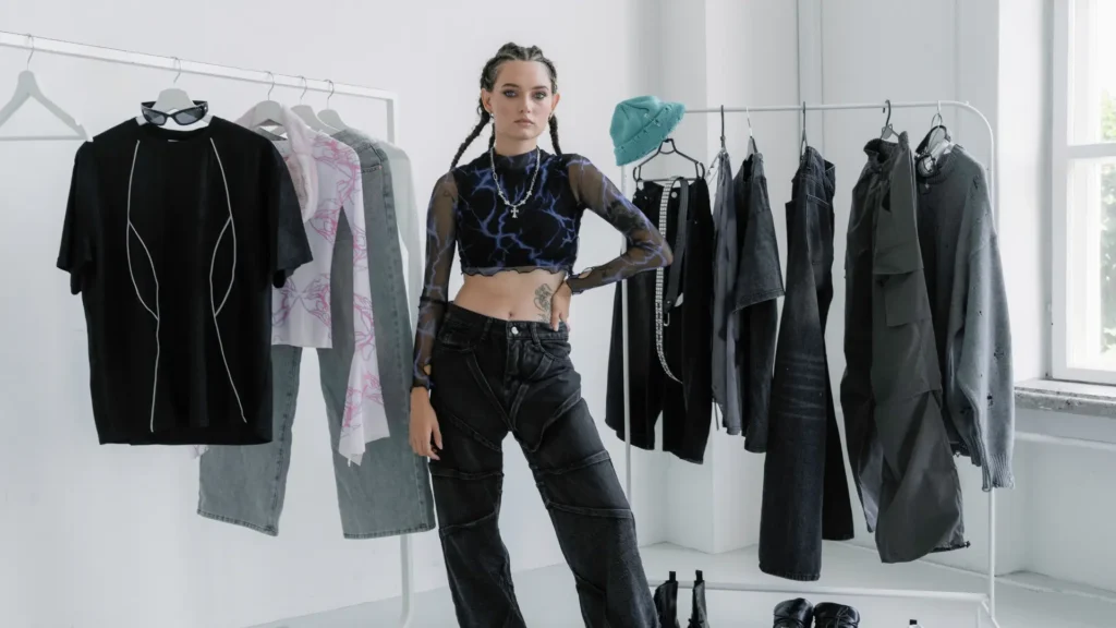 Trending Y2K Outfits for 2025