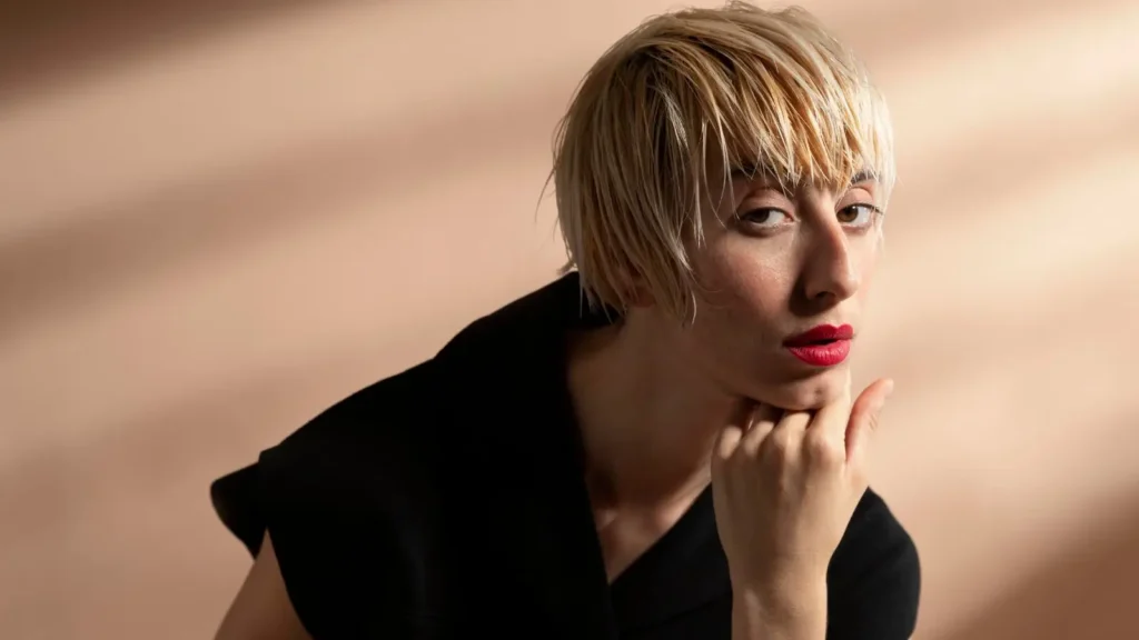 How to Look Younger with Bob Hair Fashion