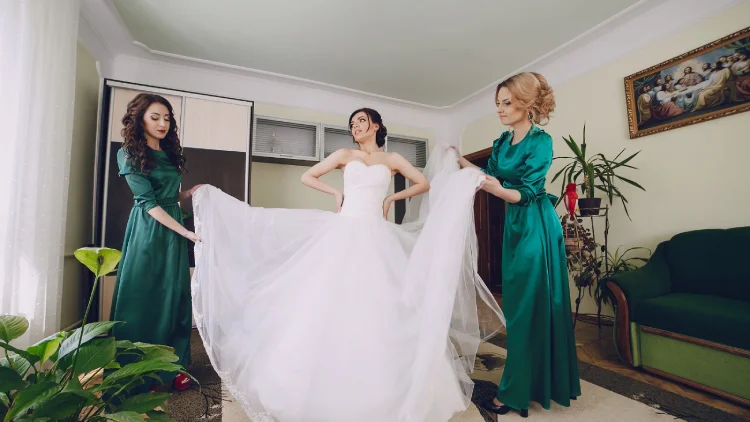 Wedding Dress Shopping Tips